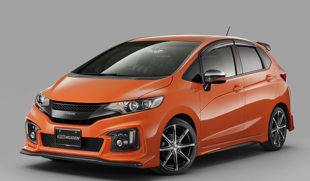 Автомобиль марки Honda модели Fit 2014