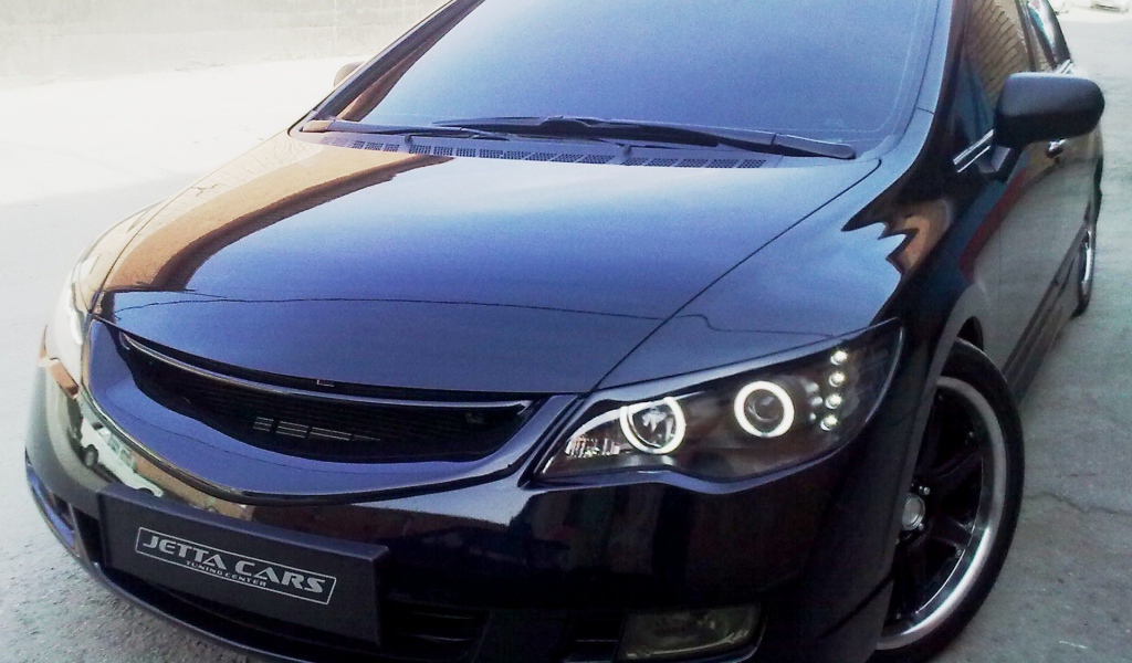 Фото автомобиля Honda Civic 4D