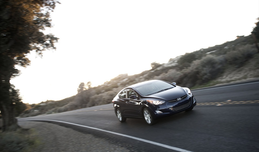 Новая машина Hyundai Elantra