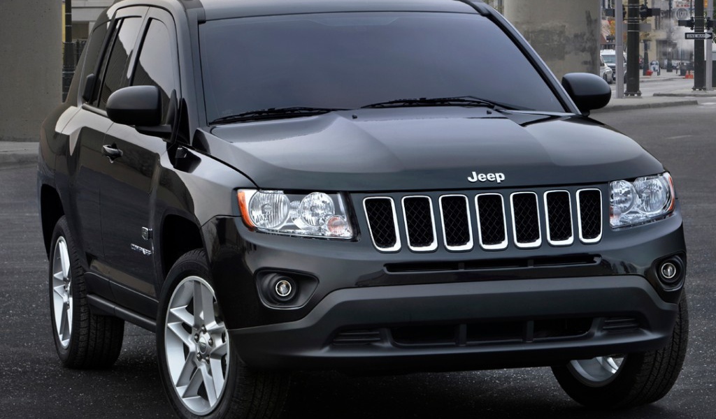 Jeep Compass в городе