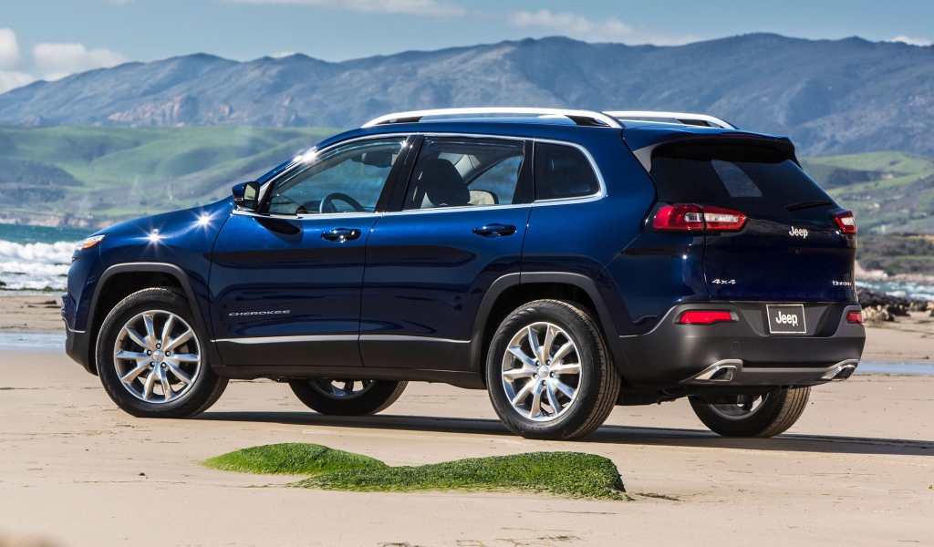 Надежный автомобиль Джип Гранд Чероки 2014