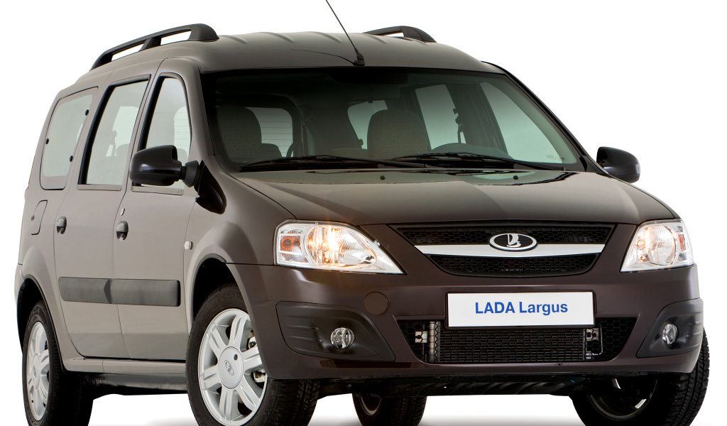 Коричневая Lada Largus