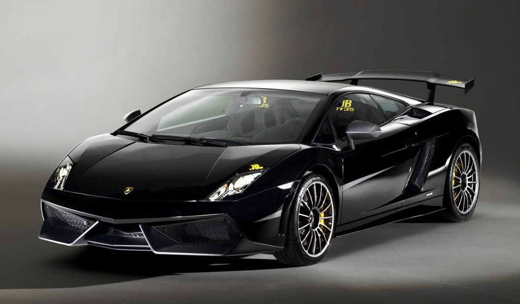Черный Lamborghini Gallardo