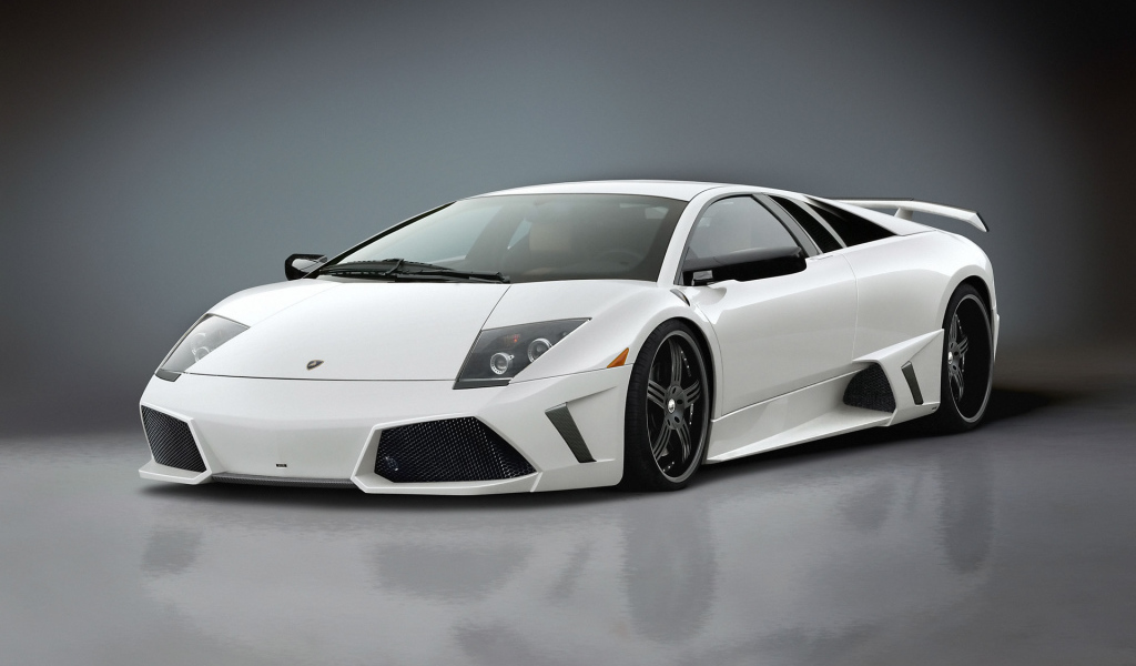 Красивый автомобиль Lamborghini Murcielago