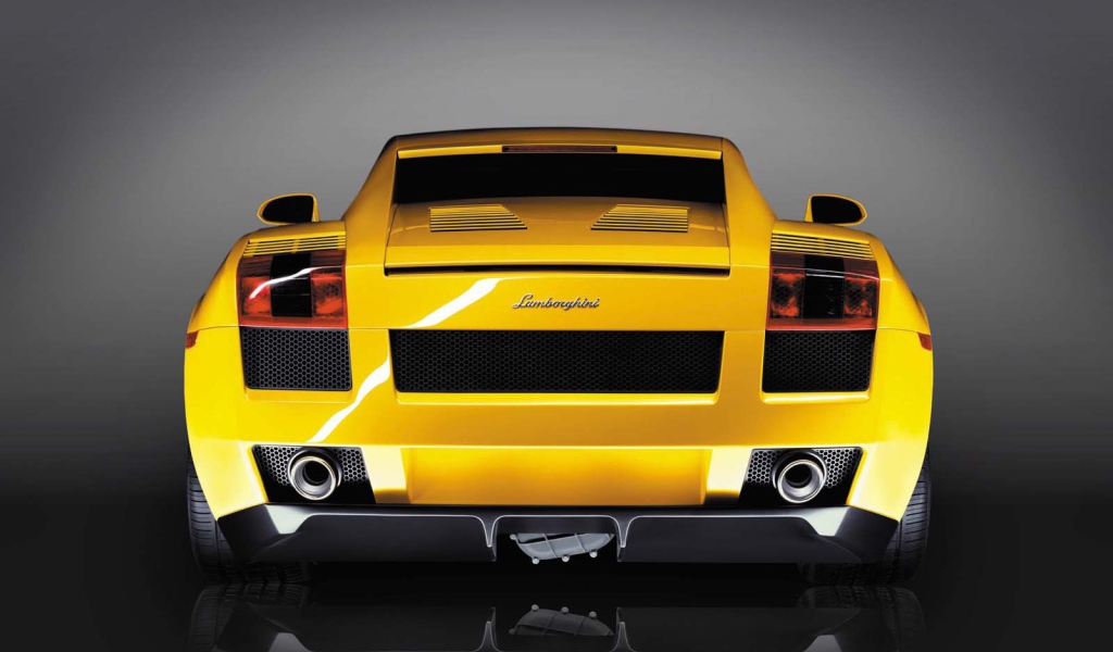 Автомобиль марки Lamborghini модели Gallardo