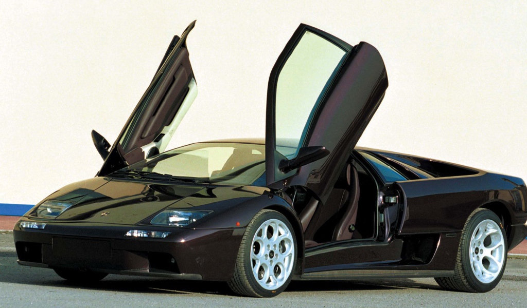 Новый автомобиль Lamborghini Diablo
