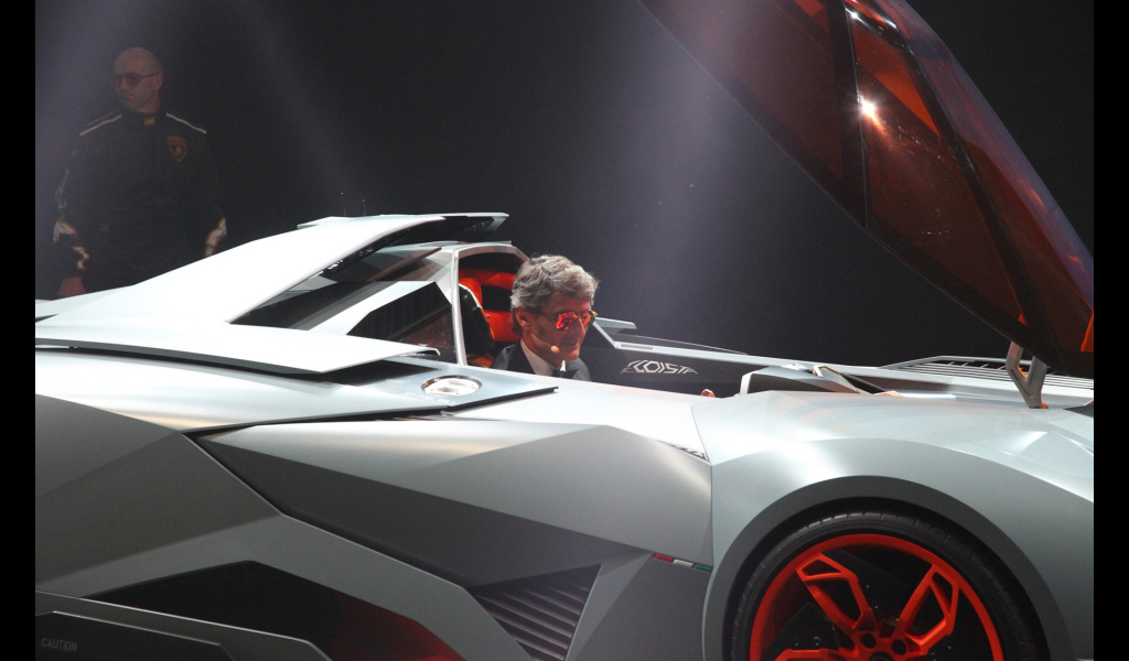 Надежный автомобиль Lamborghini Egoista