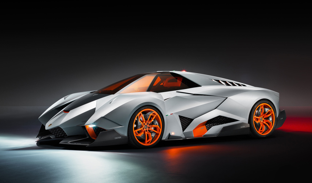 Надежная машина Lamborghini Egoista