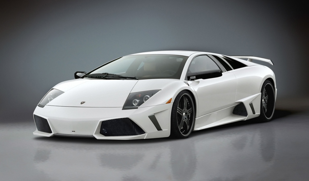 Белый Lamborghini Murcielago
