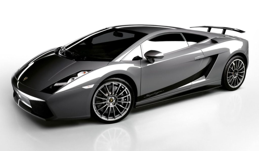 Новая машина Lamborghini Gallardo