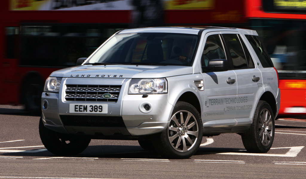 Надежный автомобиль Land Rover Freelander 2