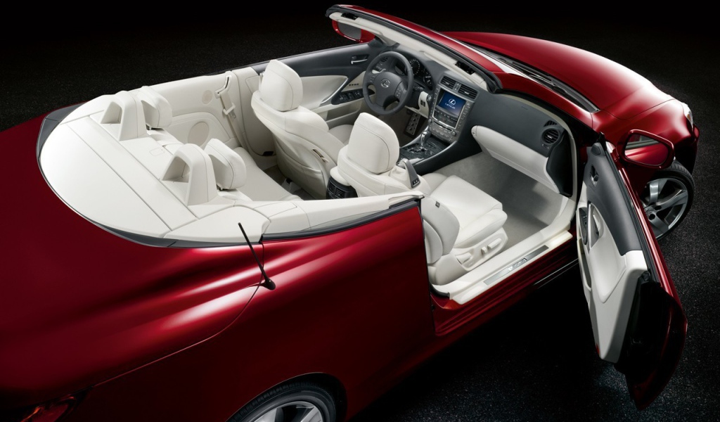 Роскошный Lexus IS 250