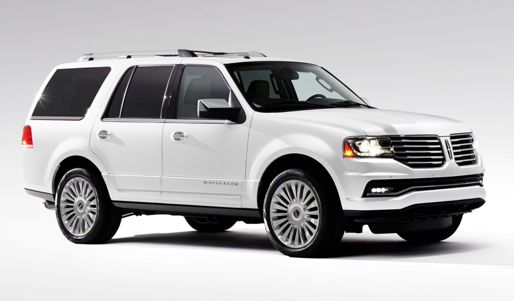 Надежный автомобиль Lincoln Navigator 2015