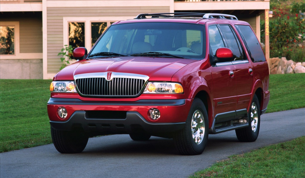 Надежная машина Lincoln Navigator 2015