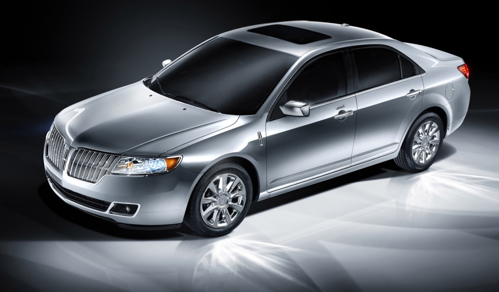 Надежная машина Lincoln MKZ