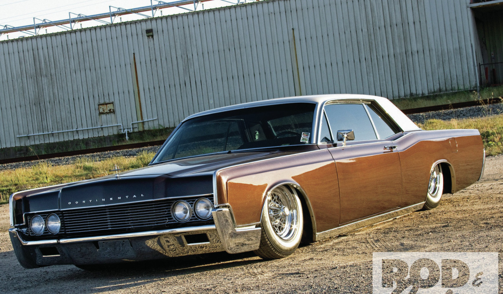 Тест драйв автомобиля Lincoln Continental