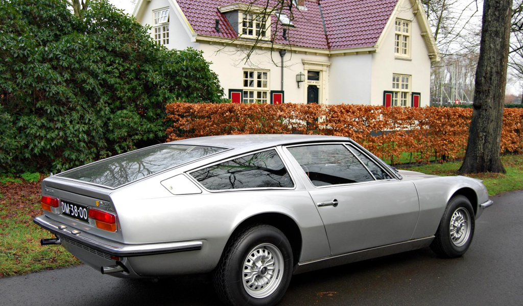 Новый автомобиль Maserati Indy