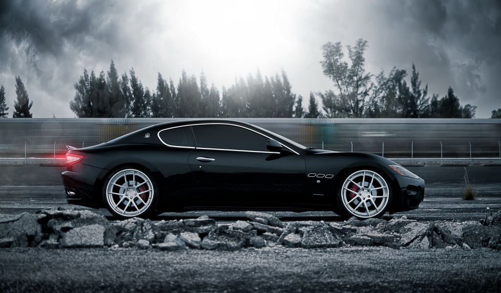 Мазерати купе