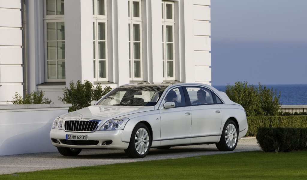 Тест драйв автомобиля Maybach Landaulet
