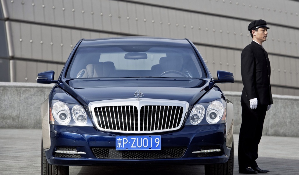 Новая машина Maybach  62s