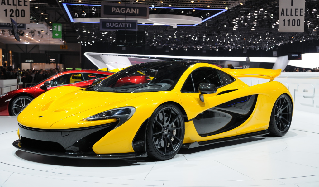 Тест драйв автомобиля McLaren P1 2014