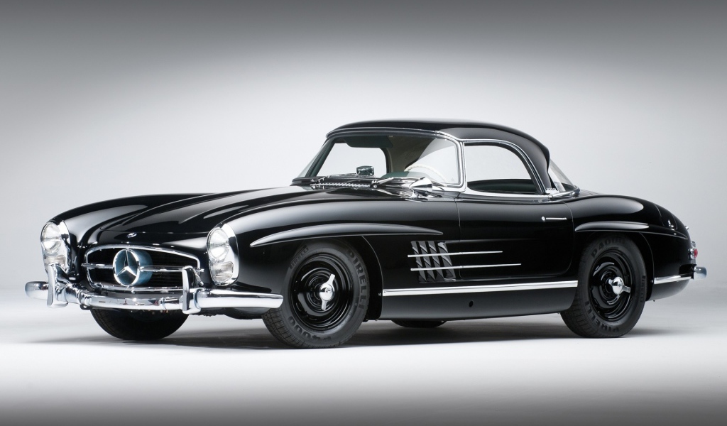 Монохромное изображение Мерседес