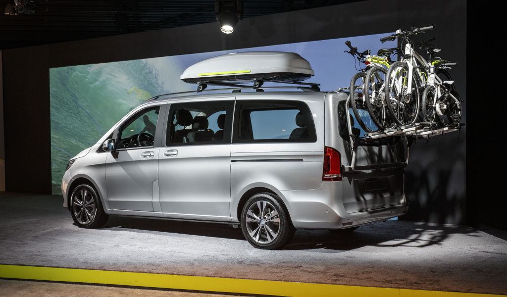 Фото автомобиля Mercedes V-Class 2014