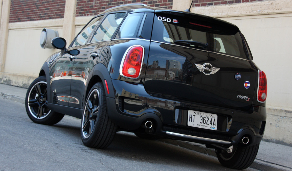 Великолепный mini cooper countryman