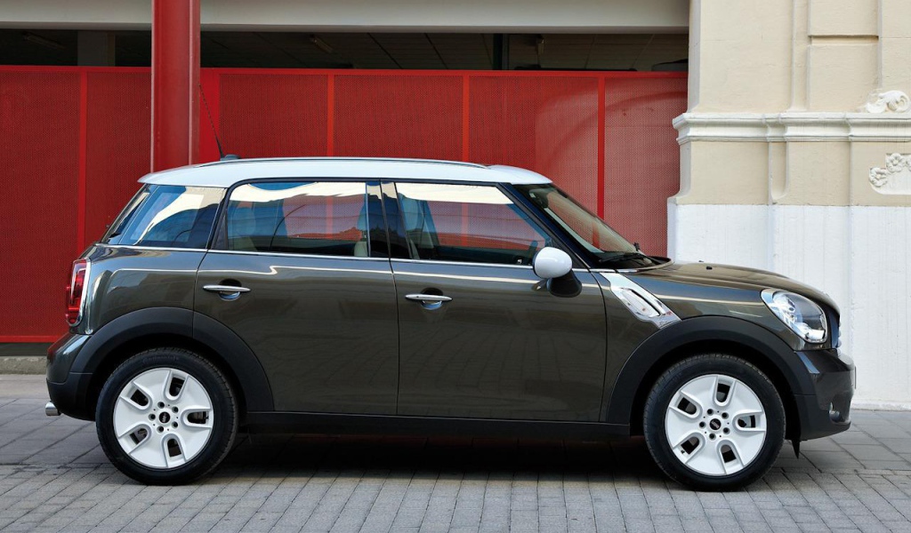 mini cooper countryman в городе