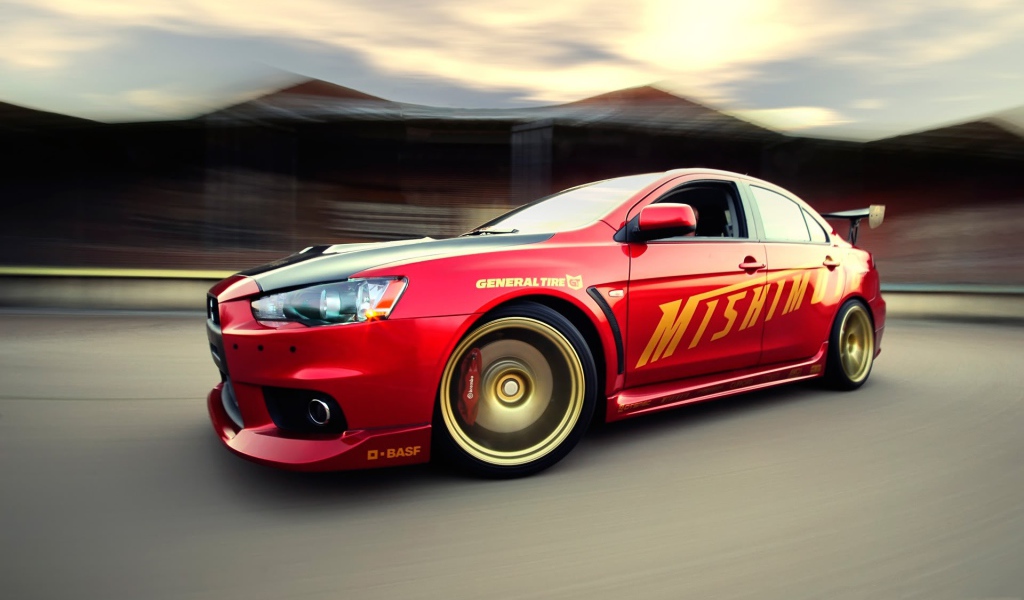 Красивый автомобиль Mitsubishi Lancer Evolution