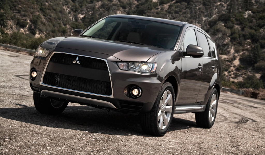 Новая машина Mitsubishi Outlander