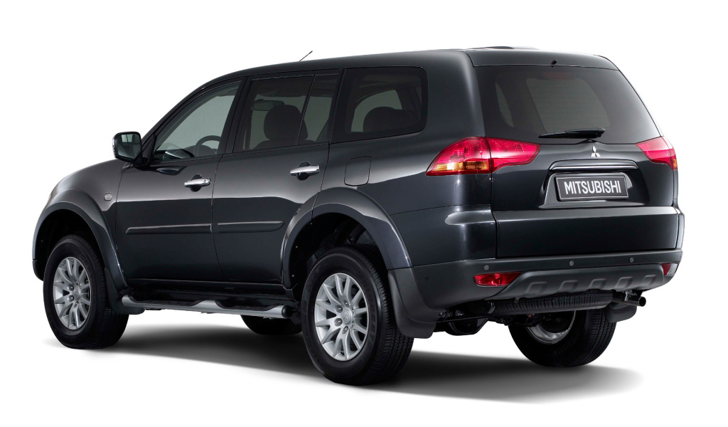 Надежная машина Mitsubishi Pajero Sport