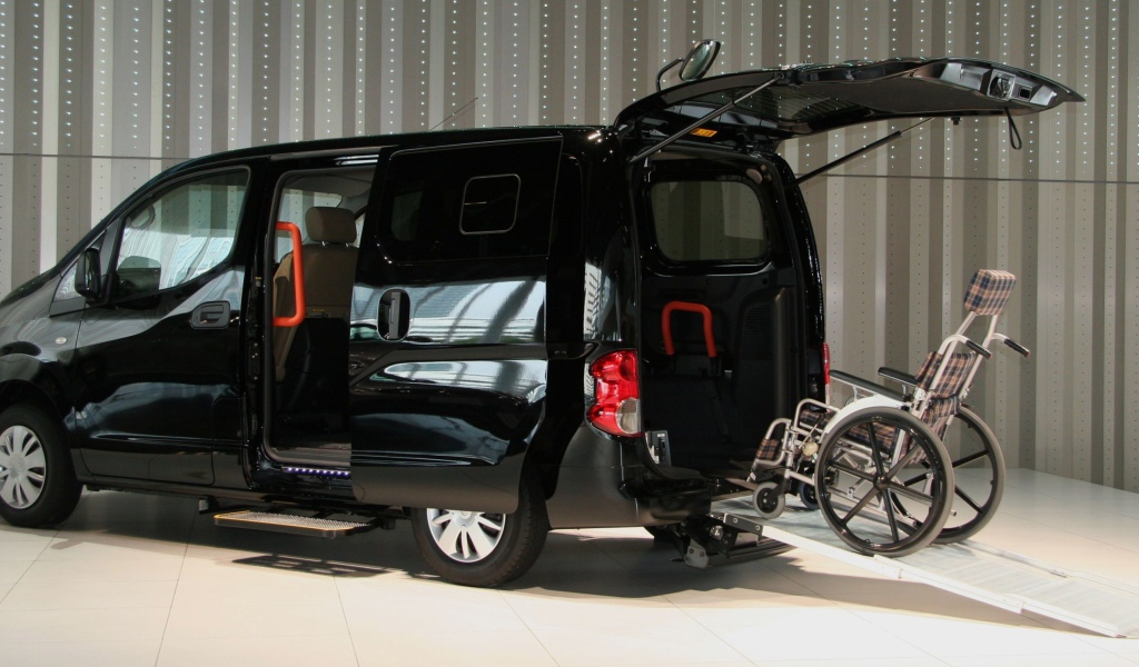 Дизайн автомобиля Nissan NV200