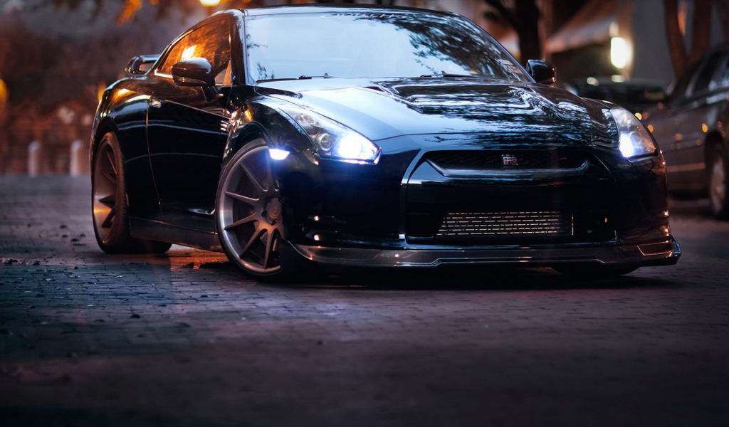 Японский автомобиль Ниссан