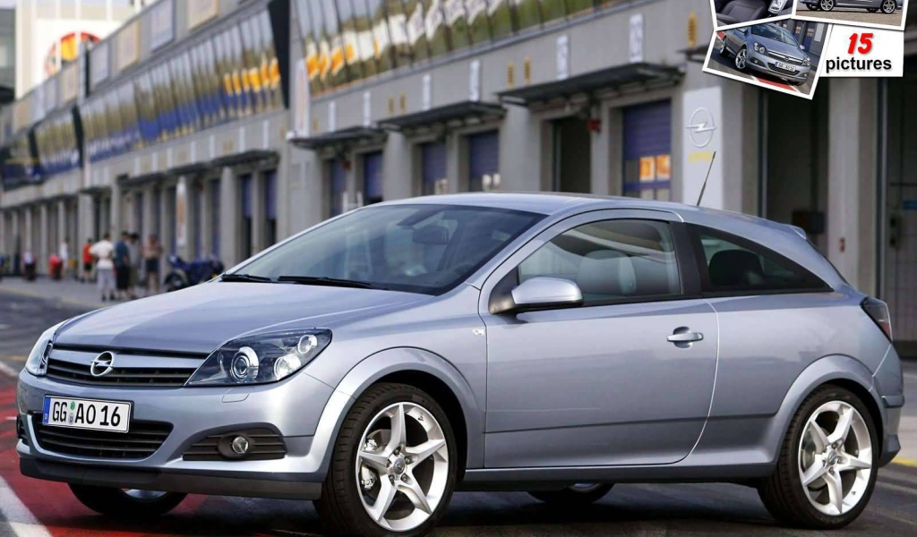 Красивый автомобиль Opel Astra GTC в Москве