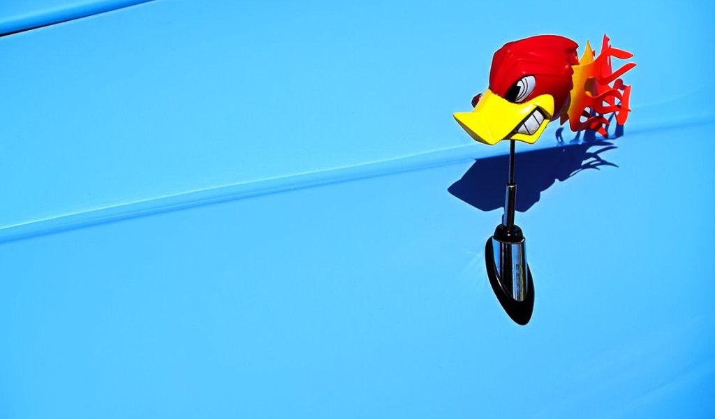 Антенна на автомобиле