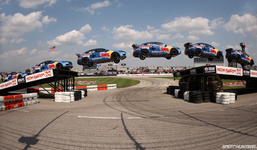 Прыжок на автомобиле