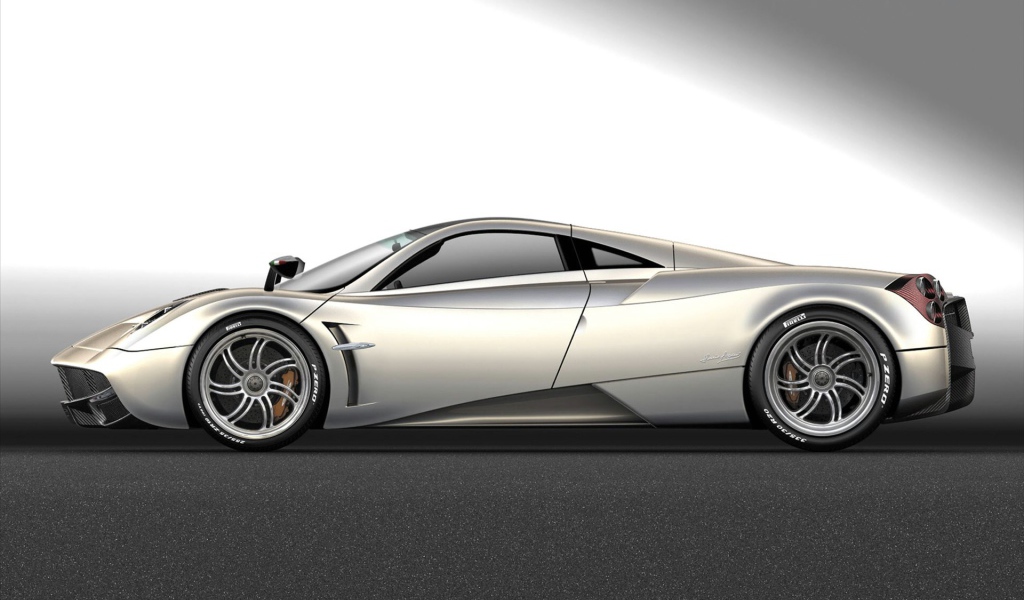 Новая машина Pagani Huayra