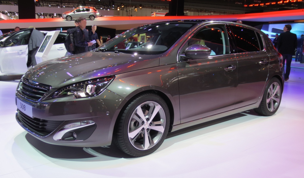 Блистательный Peugeot 308