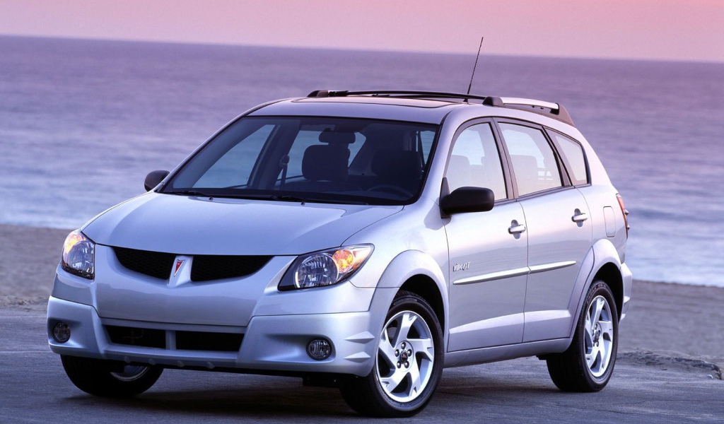 Дизайн автомобиля Pontiac Vibe