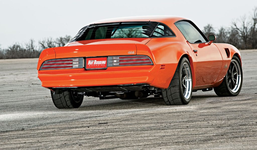 Надежный автомобиль Pontiac Trans Am