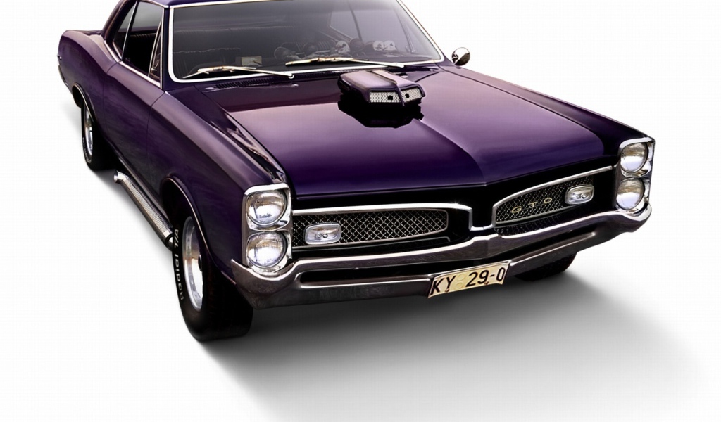 Тест драйв автомобиля Pontiac GTO