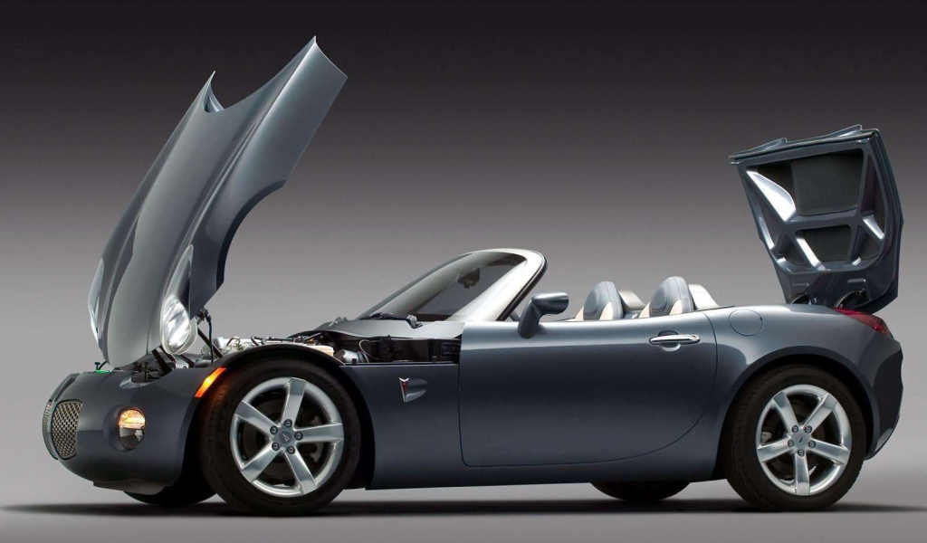 Надежная машина Pontiac Solstice