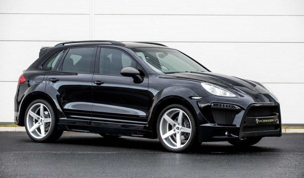 Черный Porsche Cayenne