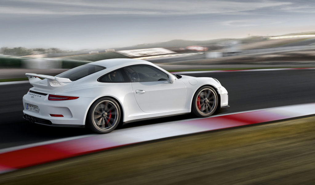 Дизайн автомобиля Porsche 911 Turbo 2014