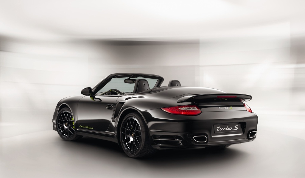 Машина Porsche Turbo S 918 Spyder