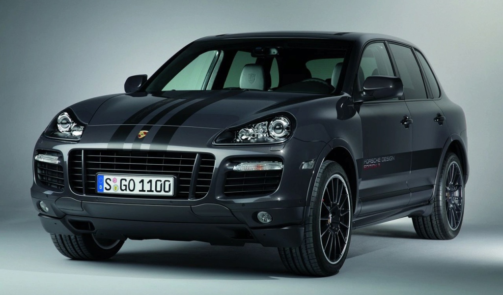 Спортивный Porsche Cayenne