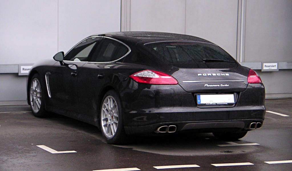 Неповторимый Porsche Panamera