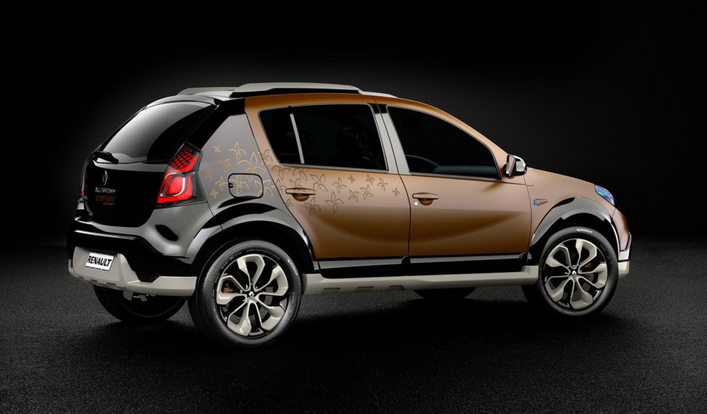 Красивый автомобиль Renault Sandero