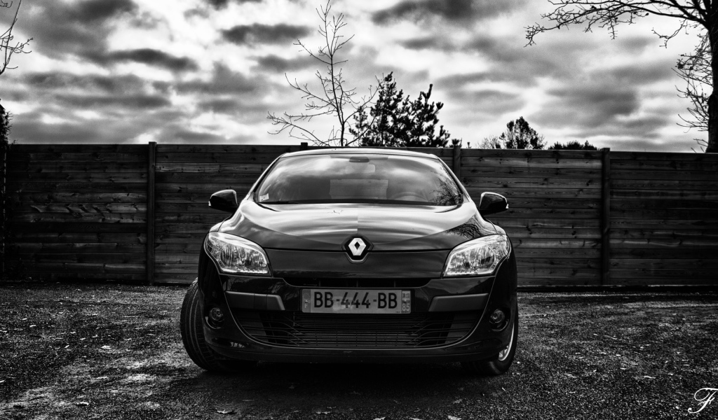 Новый автомобиль Renault Fluence